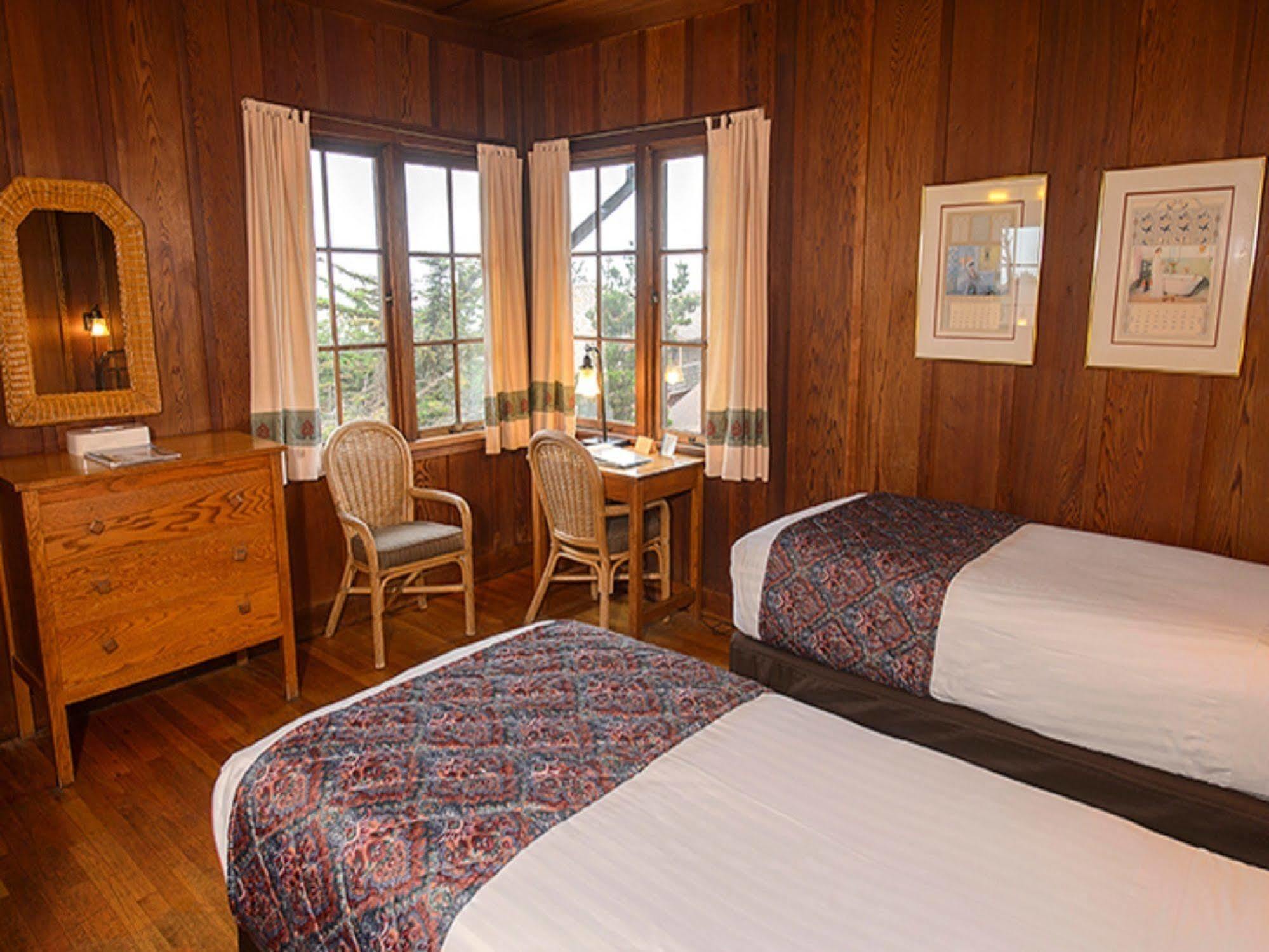 Asilomar Conference Grounds 2*